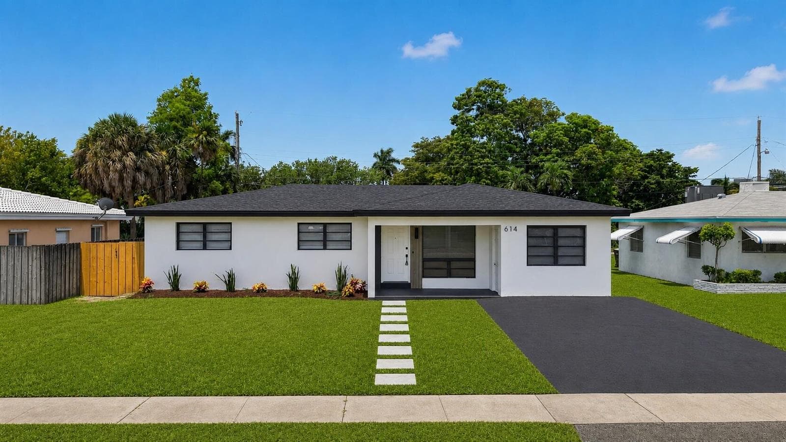 614 N 32ND Court, Hollywood FL 33021