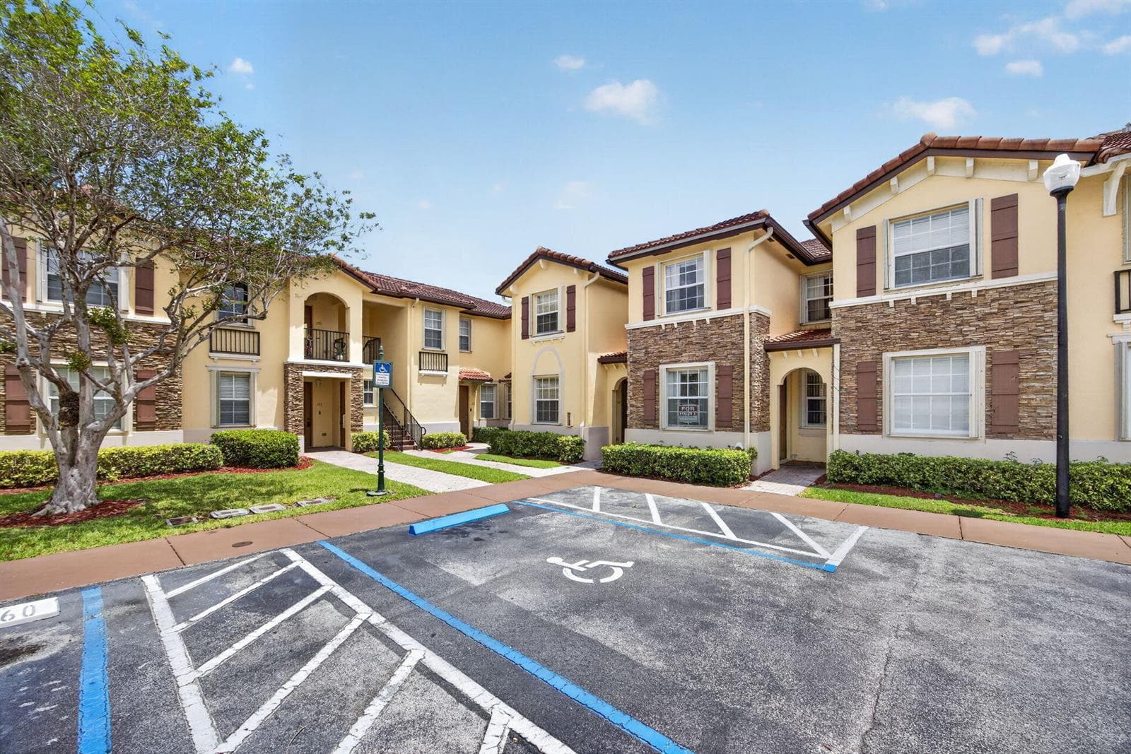 1575 NE 33rd Avenue Unit 105, Homestead FL 33033 photo 4
