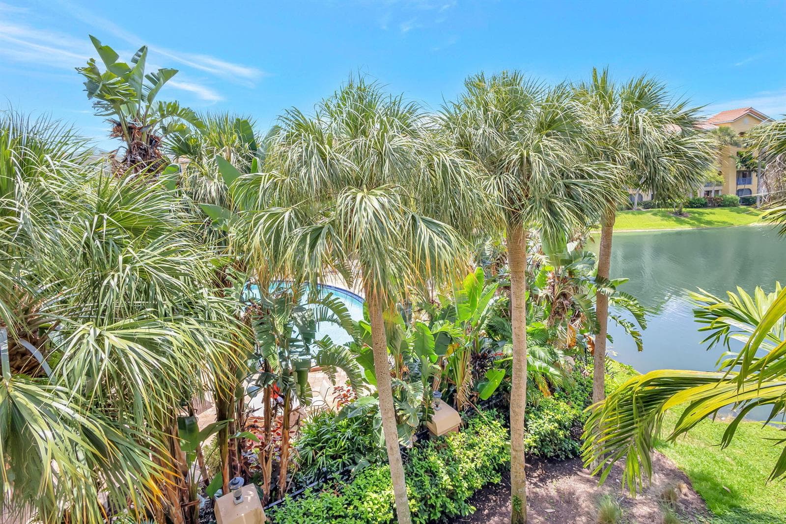 800 Uno Lago Drive # 302, Juno Beach FL 33408 photo 4