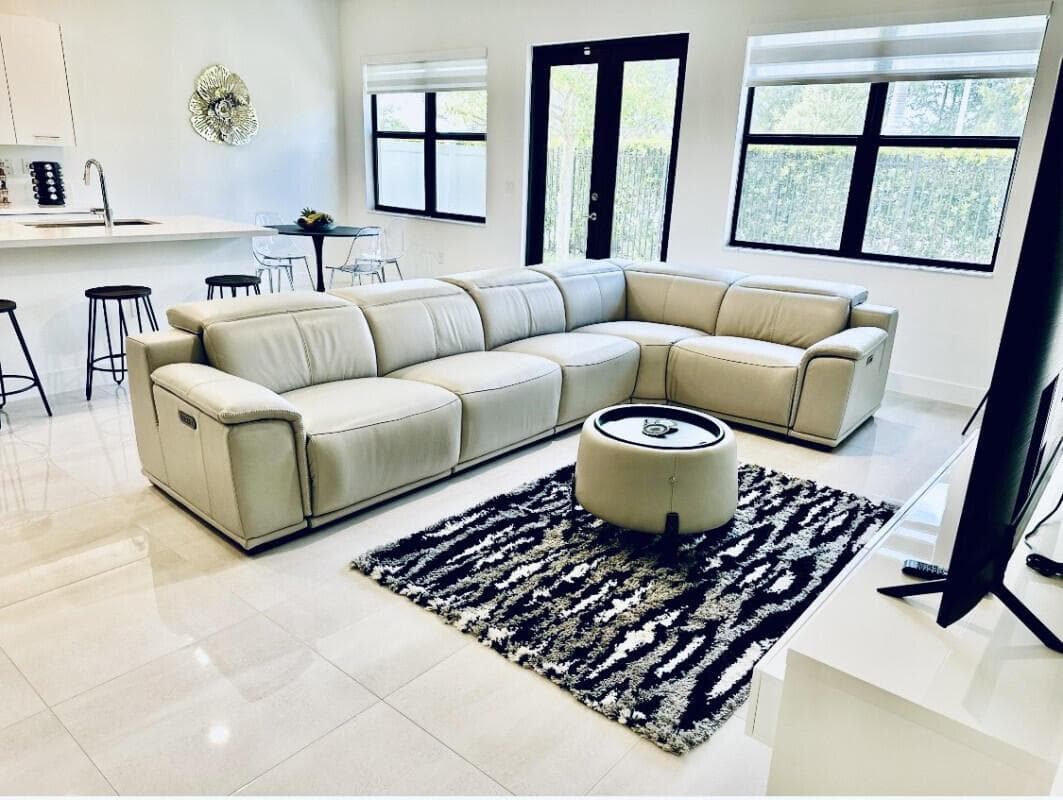 17451 SW 41st Street, Miramar FL 33029 photo 2