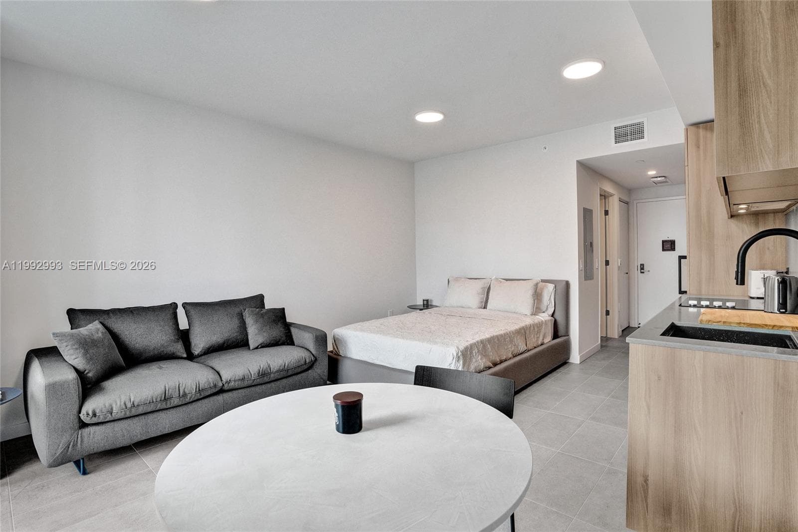 121 NE 5th Street # 1404, Miami FL 33132 photo 5