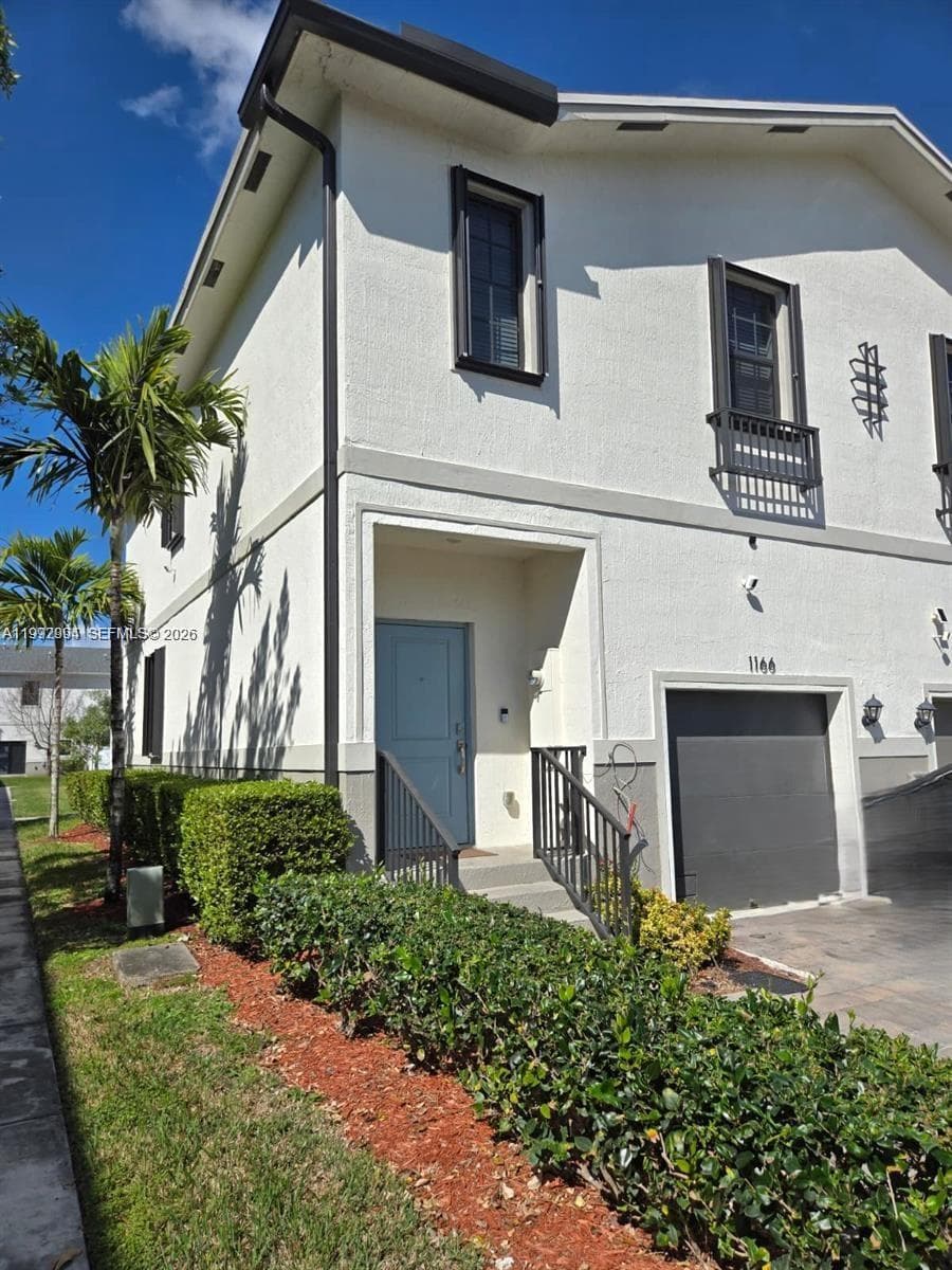 1166 SW 7th Ave, Florida City FL 33034
