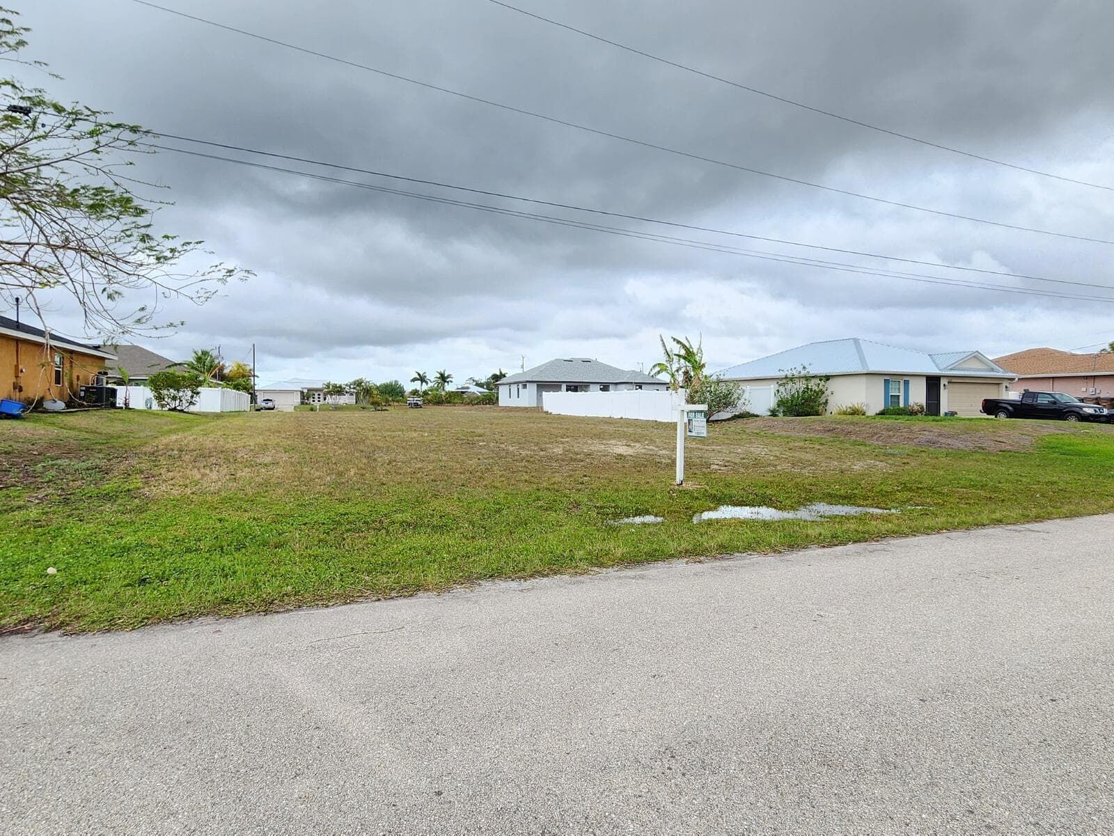 3222 NE 13th Court, Cape Coral FL 33909 photo 3