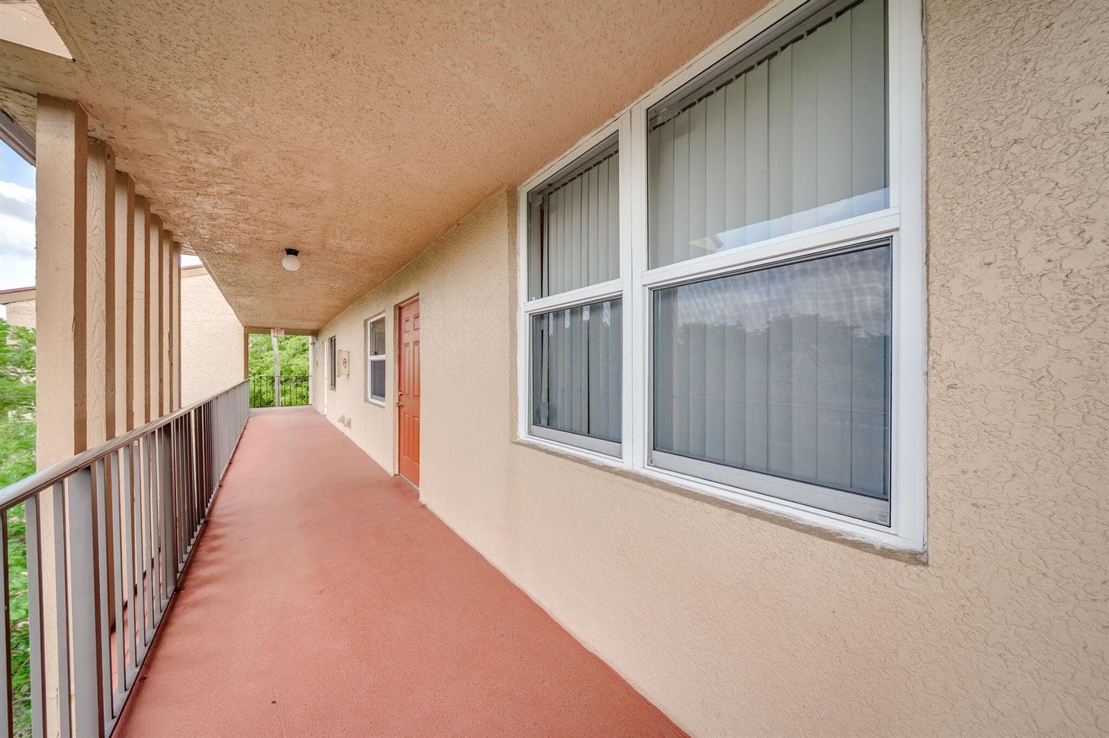7301 NW 1st Street # 402, Margate FL 33063 photo 4