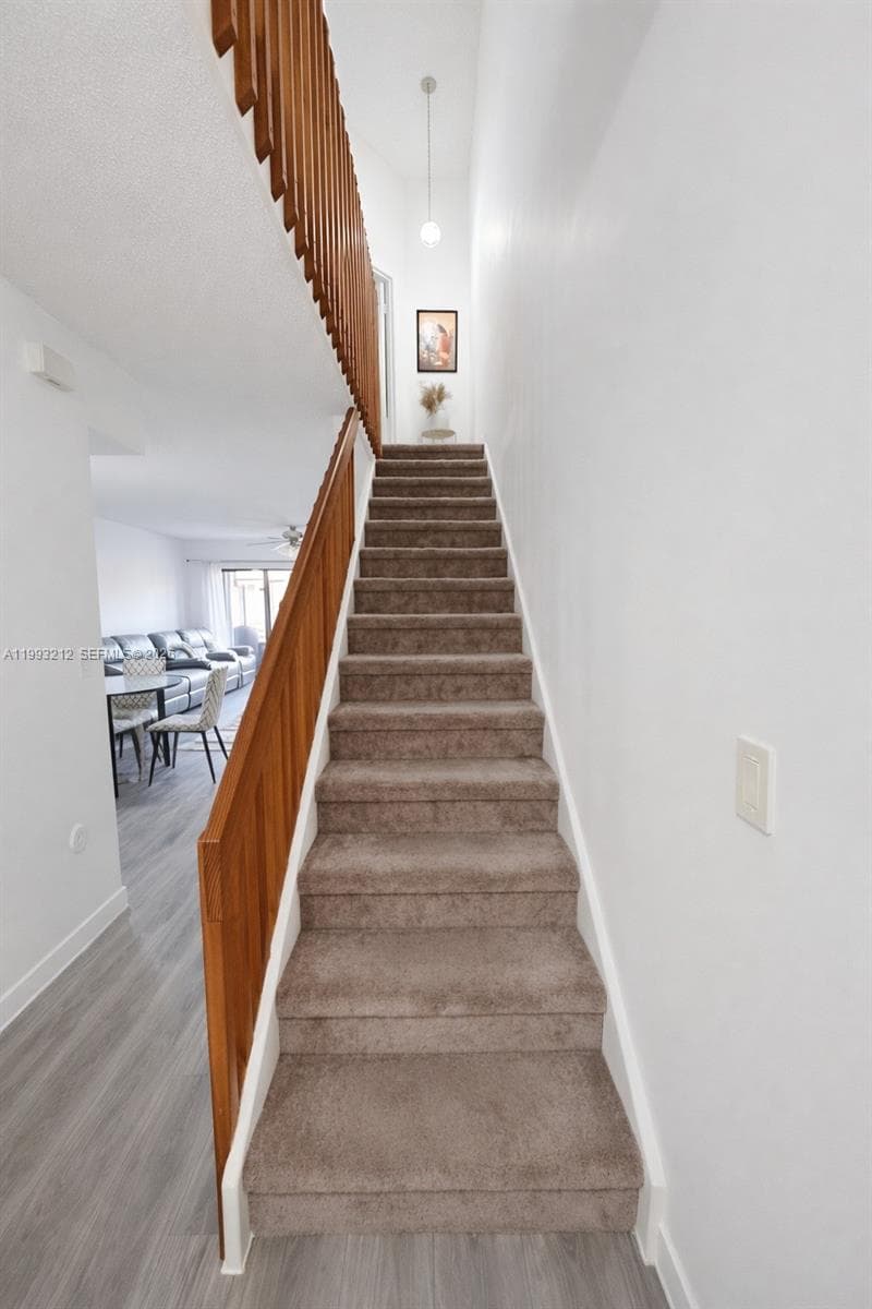 4321 SW 70th Ter, Davie FL 33314 photo 3