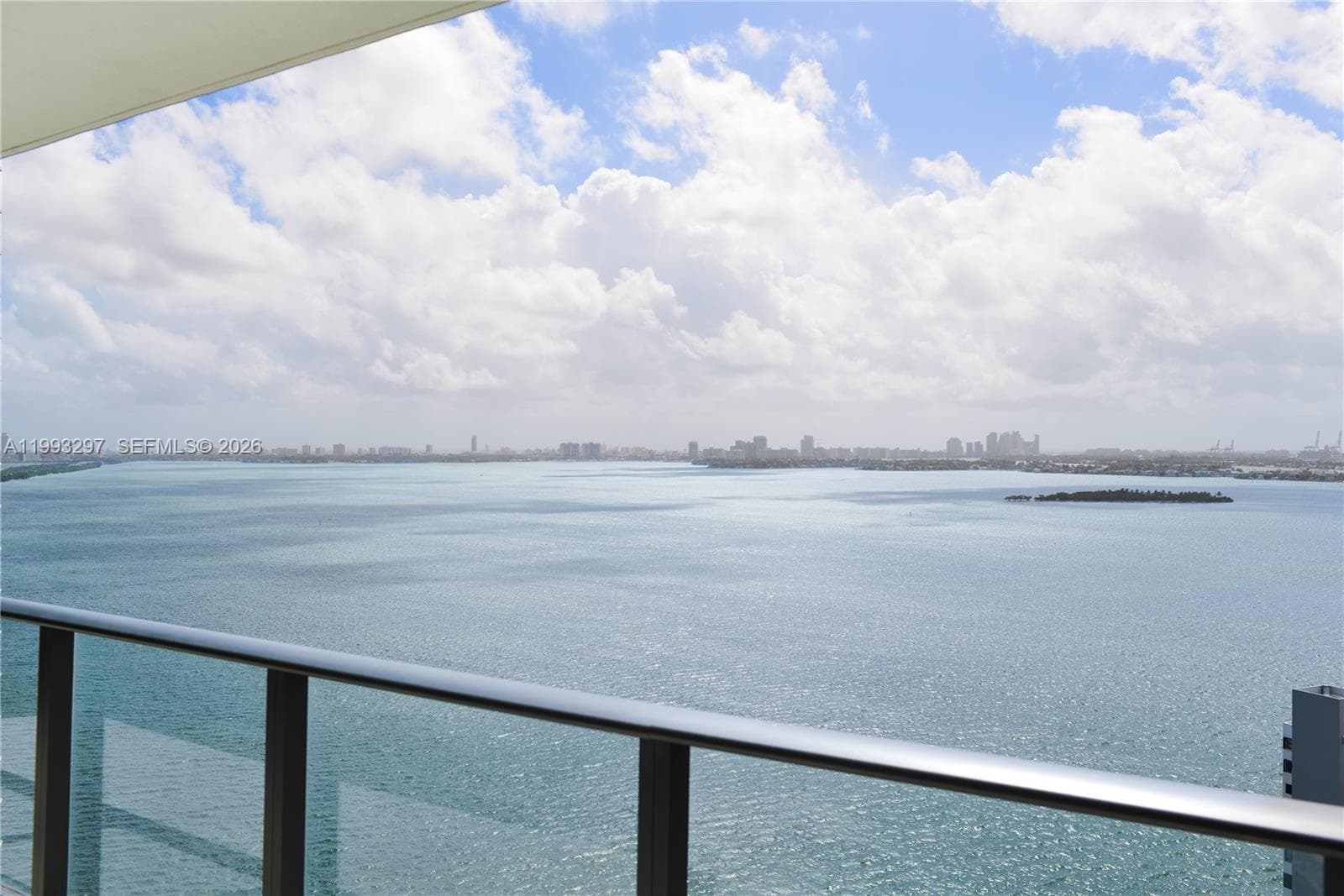 650 NE 32nd St # 2104, Miami FL 33137 photo 4