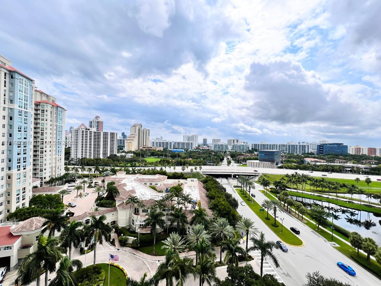 19501 W Country Club Dr # 1408, Aventura FL 33180 photo 3