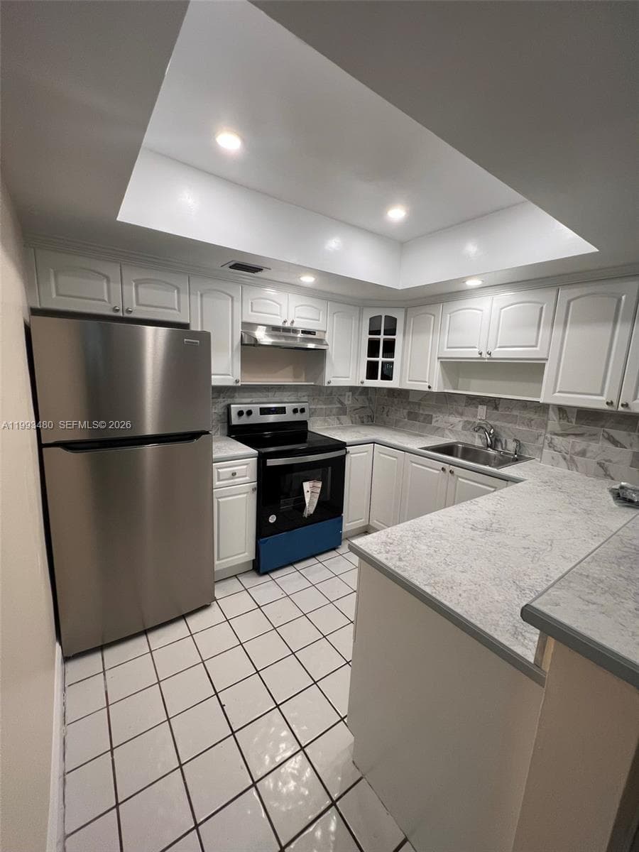 2605 NW 47th Ter # 103, Lauderdale Lakes FL 33313 photo 2