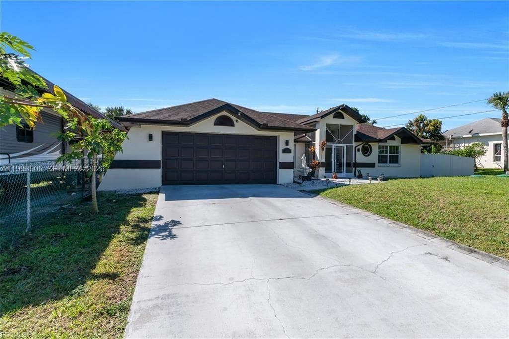 2504 E 7th ST, Lehigh Acres FL 33936