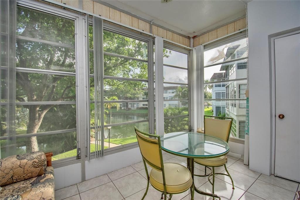 5171 W Oakland Park Boulevard # 207, Lauderdale Lakes FL 33313 photo 4