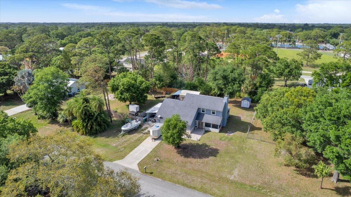 7202 Kenwood Road, Fort Pierce FL 34951 photo 2