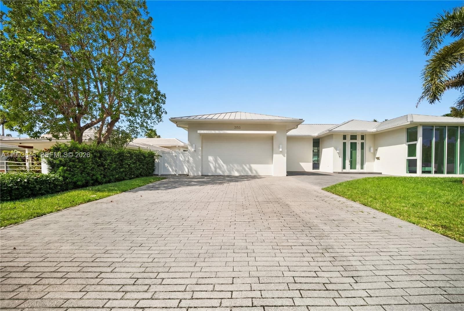 2815 NE 26th Pl, Fort Lauderdale FL 33306 photo 2