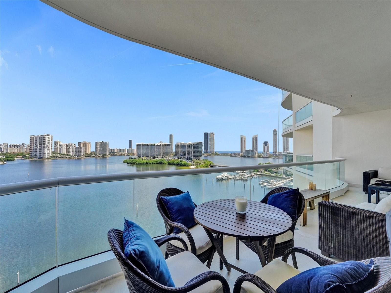 7000 Island Blvd # 1207, Aventura FL 33160 photo 2