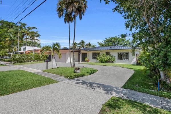 2025 Arch Creek Dr, North Miami FL 33181 photo 3