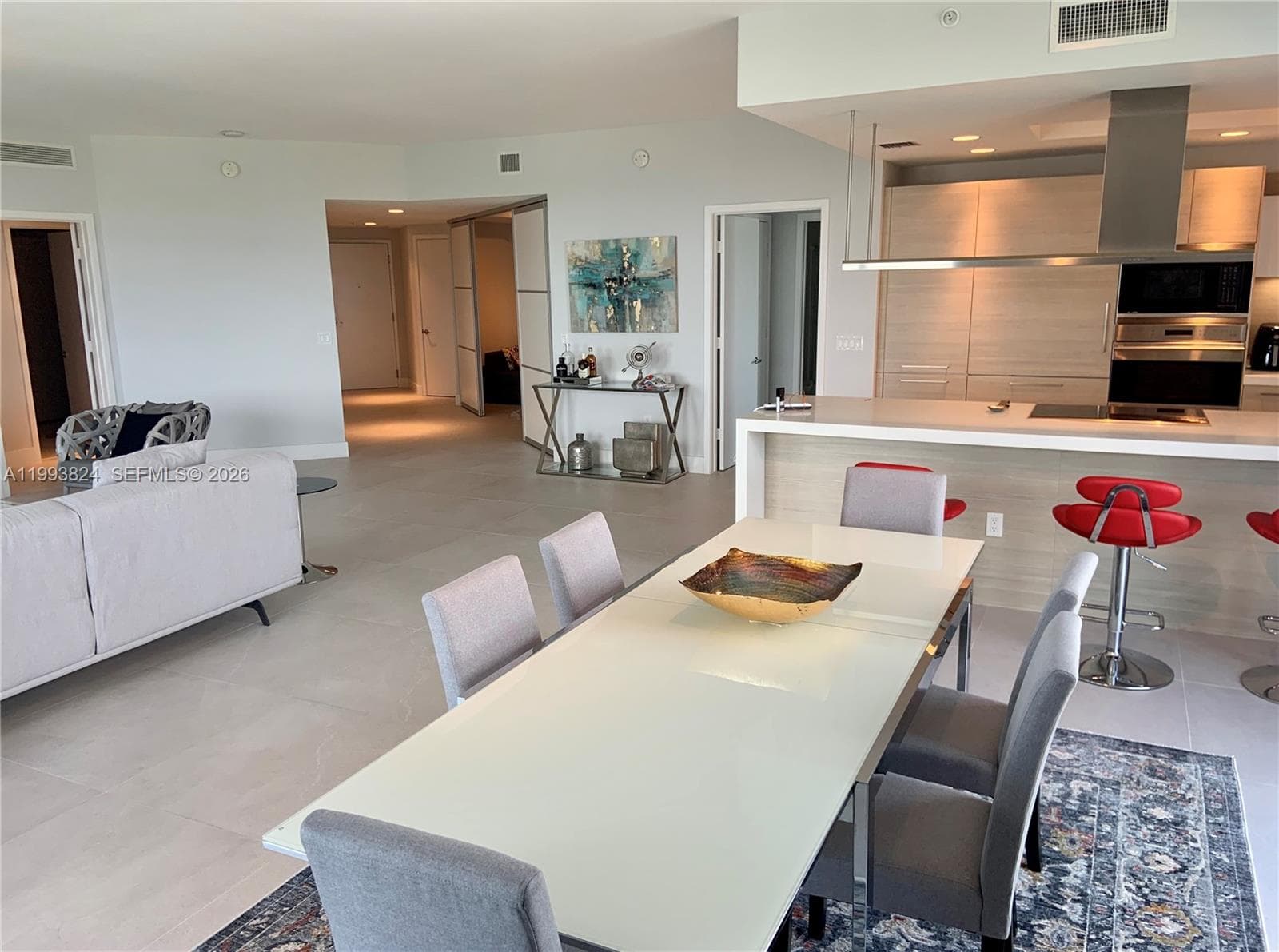17301 Biscayne Blvd # 1602, North Miami Beach FL 33160 photo 2