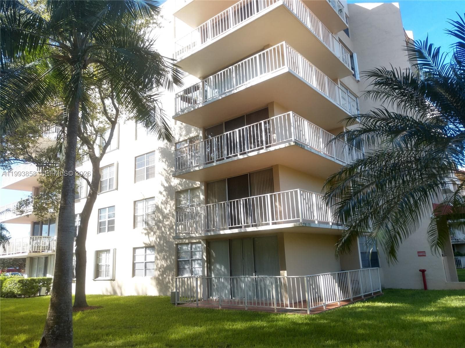 13100 SW 92nd Ave # 112, Miami FL 33176