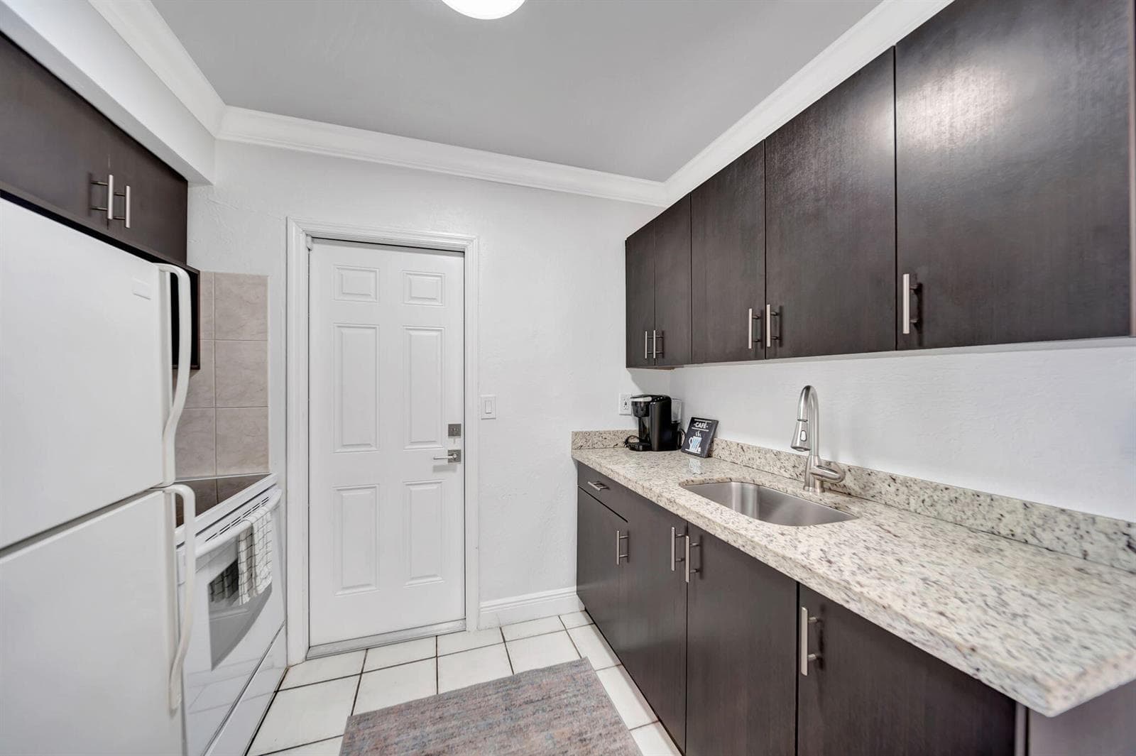 2724 NE 14th Street # 5, Fort Lauderdale FL 33304 photo 4