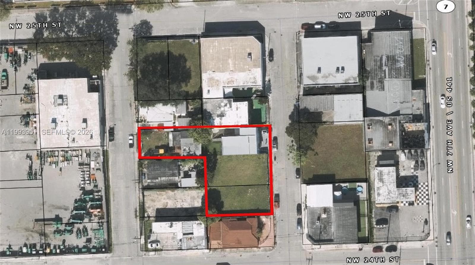 2410 NW 7th Ct, Miami FL 33127 photo 2