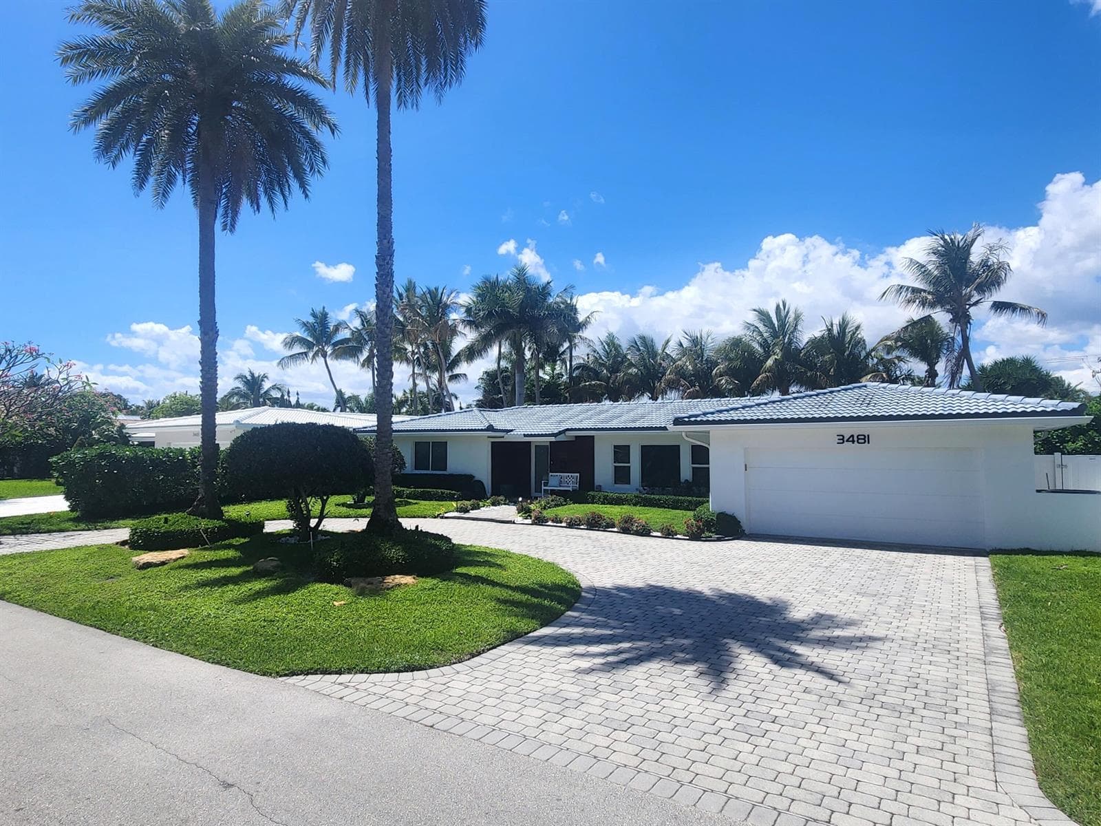 3481 NE 31st Avenue, Lighthouse Point FL 33064