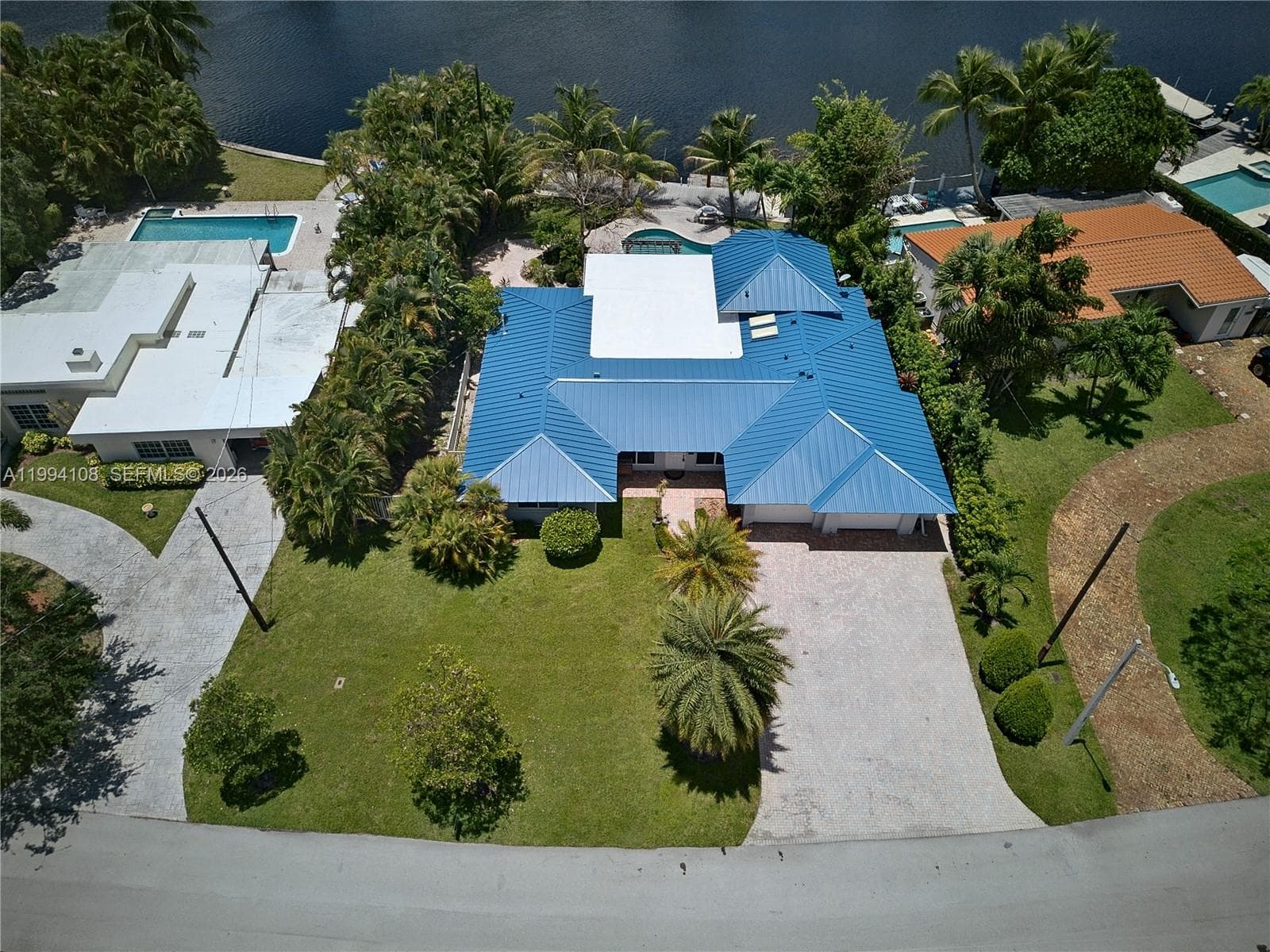 2801 Coral Shores Dr, Fort Lauderdale FL 33306 photo 3
