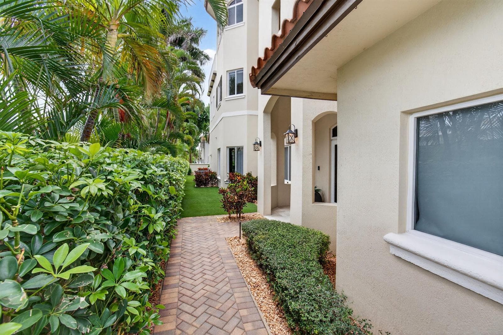 1942 NE 6th Street # C, Deerfield Beach FL 33441 photo 4