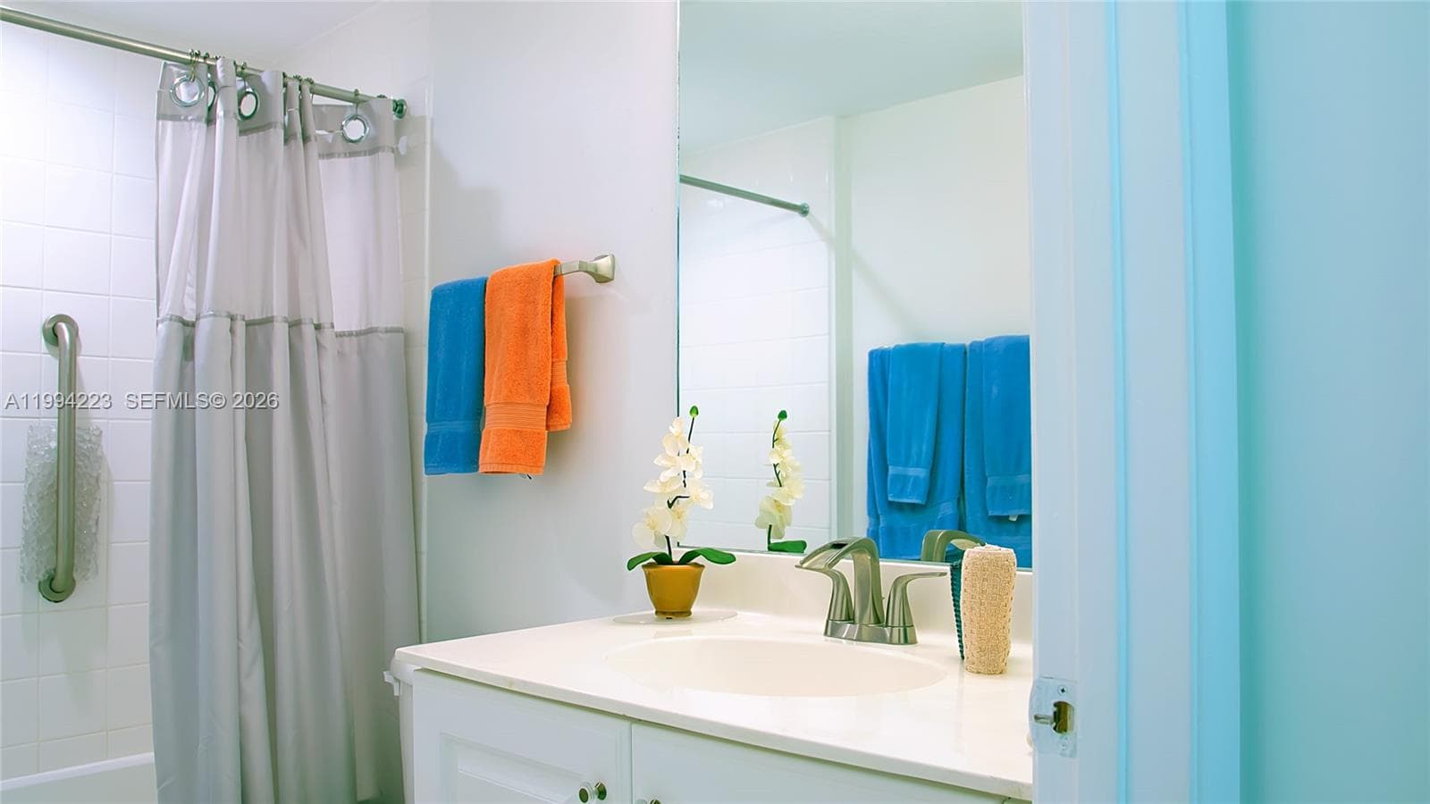 18100 N Bay Rd # 906, Sunny Isles Beach, FL 33160 photo 4