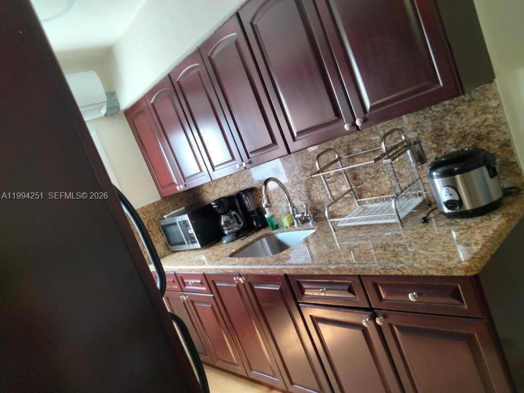 4015 Indian Creek Dr # 302, Miami Beach FL 33140 photo 3