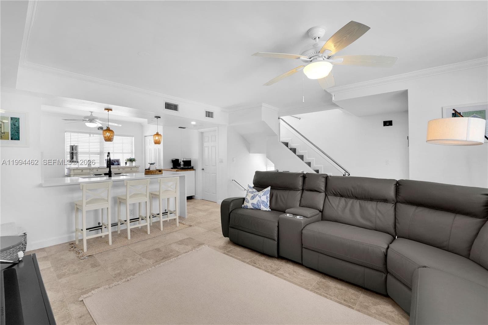 335 Virginia St, Hollywood FL 33019 photo 4