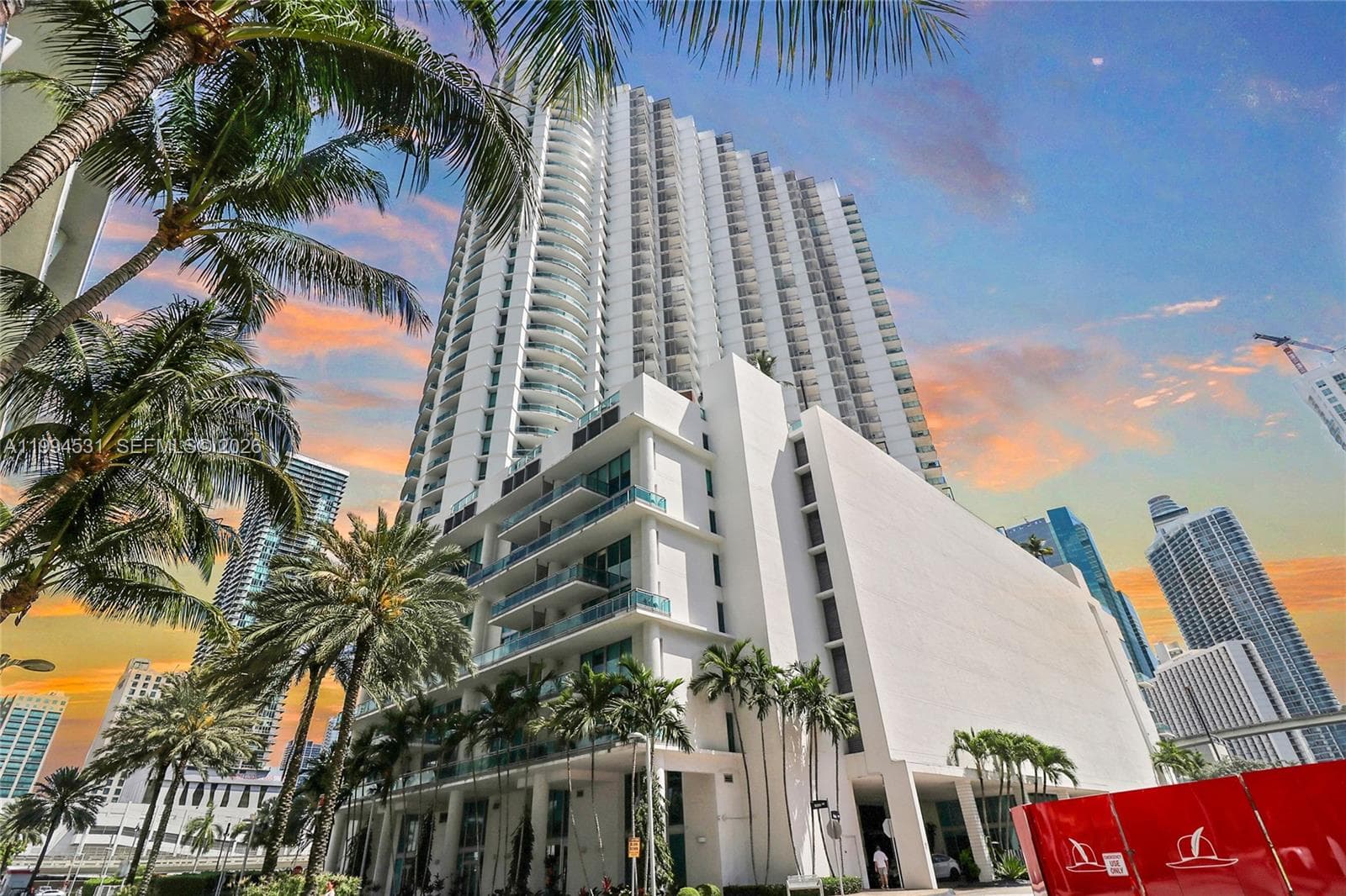 350 S Miami Ave # 4110, Miami FL 33130 photo 3