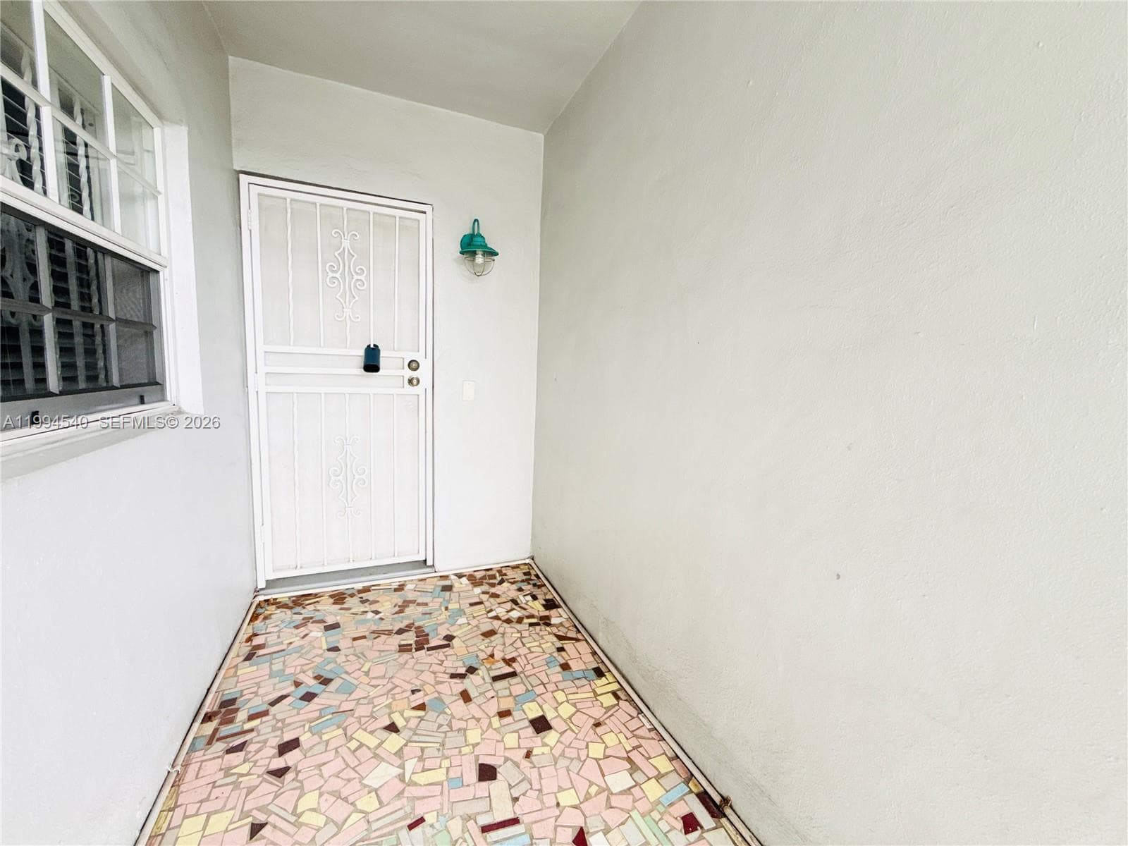 555 SW 16th Ave # 11, Miami FL 33135 photo 2