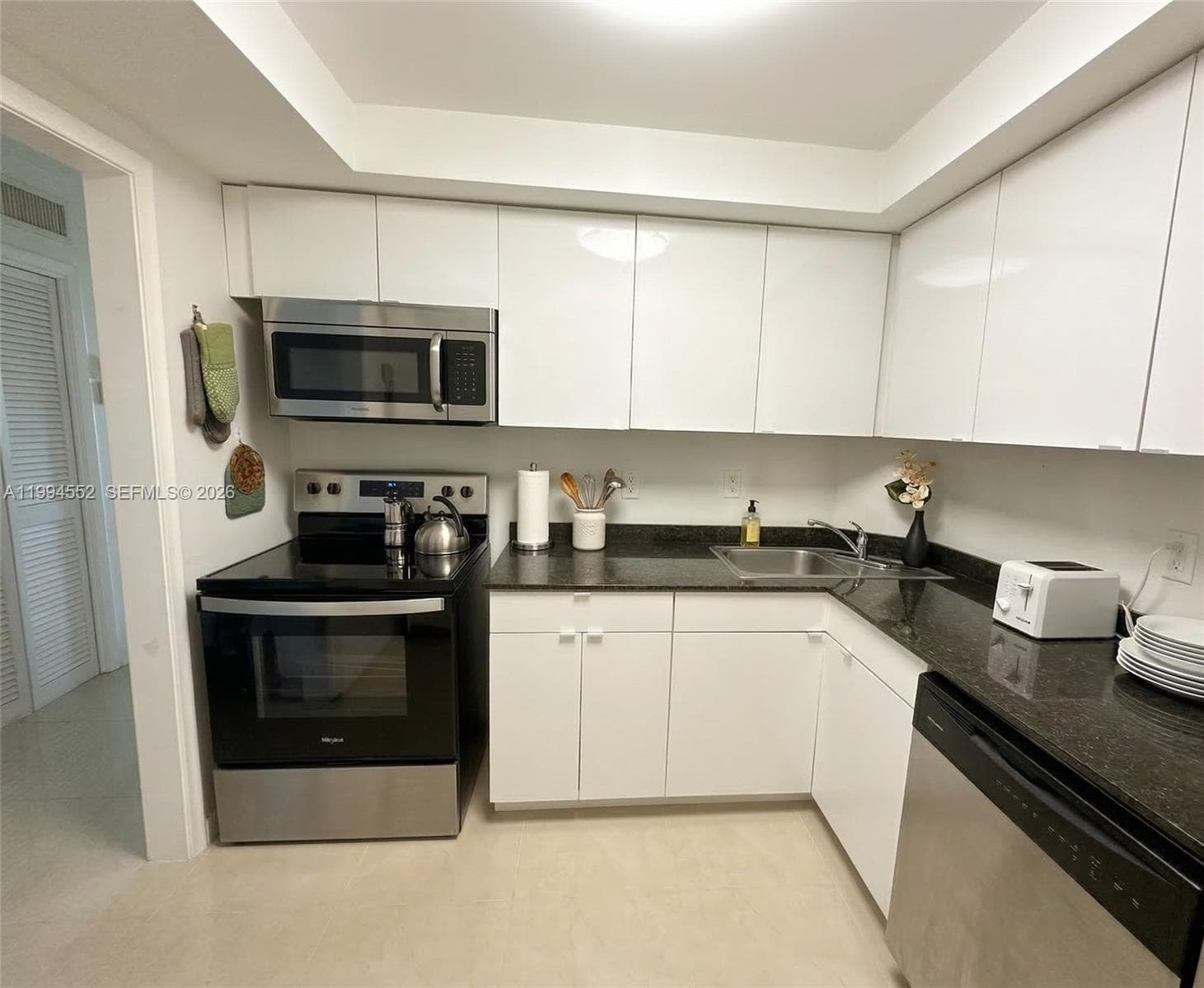1881 Middle River Dr # 704, Fort Lauderdale FL 33305 photo 4