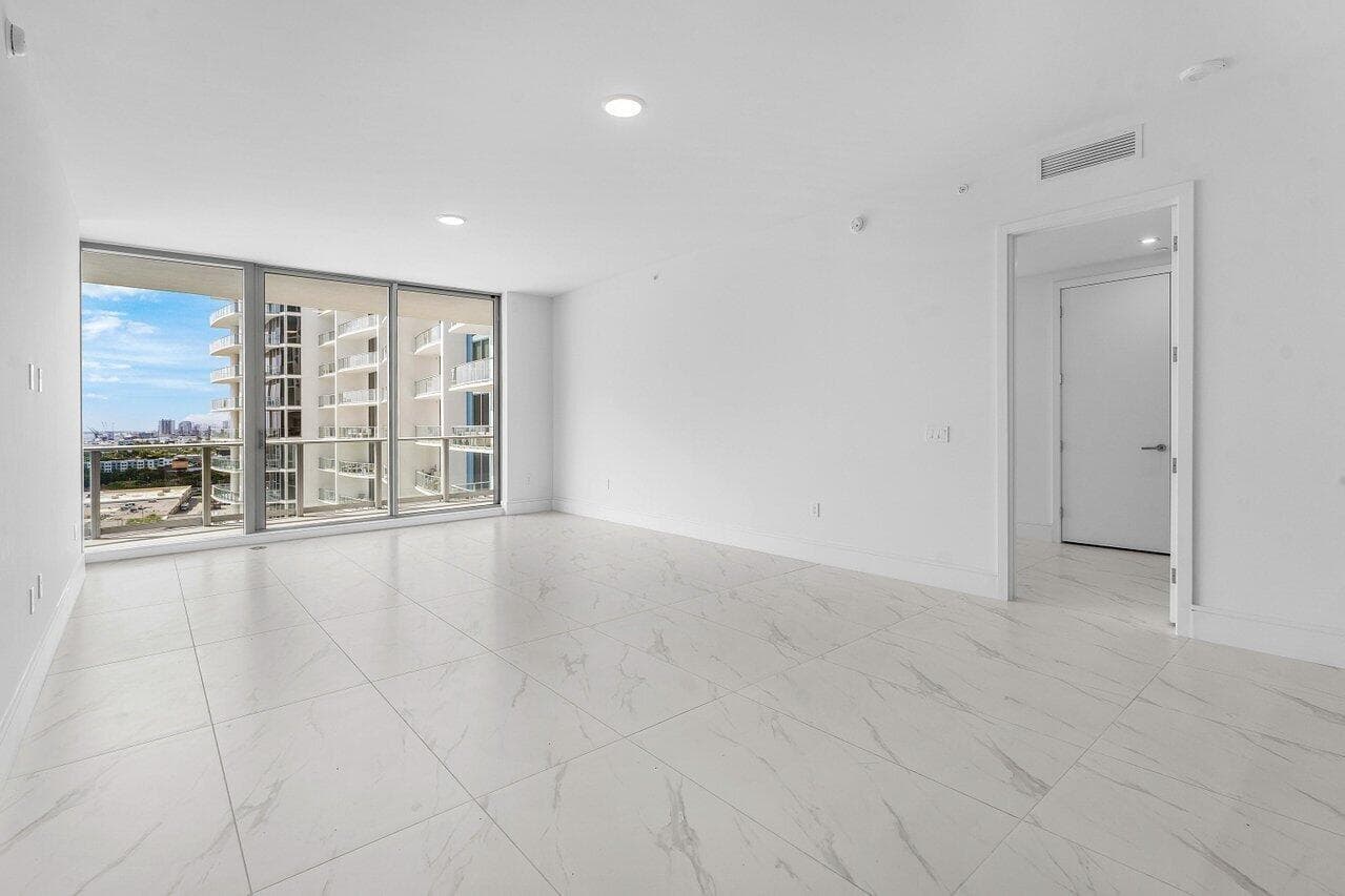 220 Lake Shore Drive # 1415, Lake Park FL 33403 photo 5