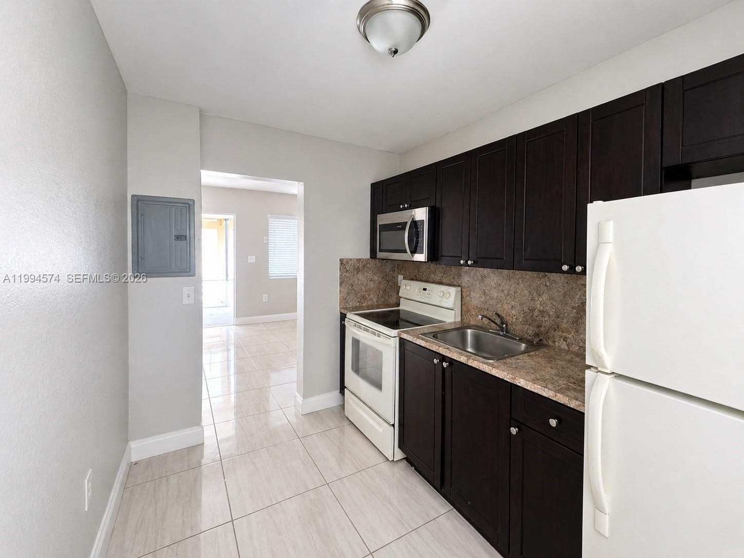 1920 Washington Ave # 3, Opa-Locka FL 33054 photo 4
