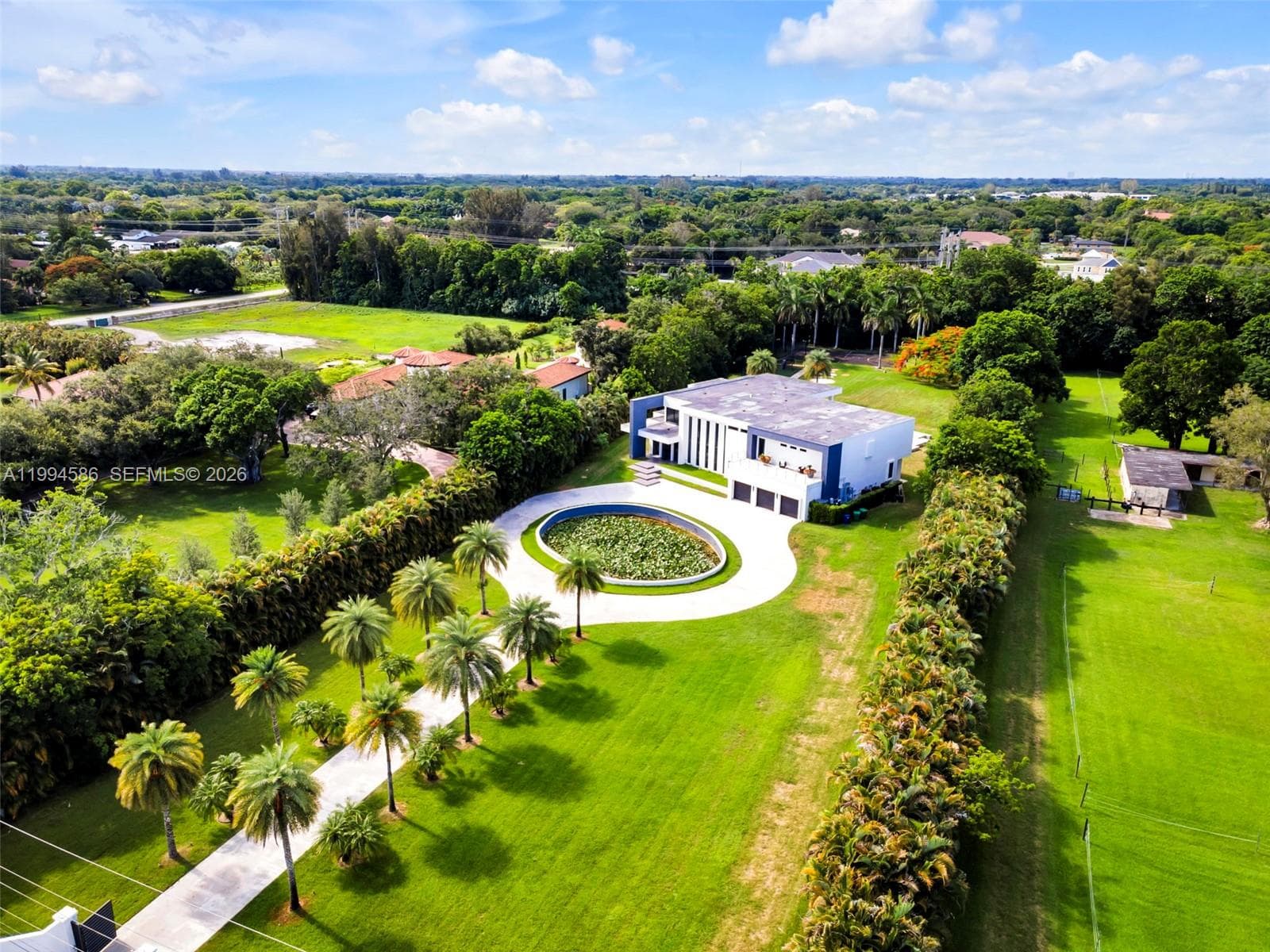 13441 Mustang Trl, Southwest Ranches FL 33330 photo 2