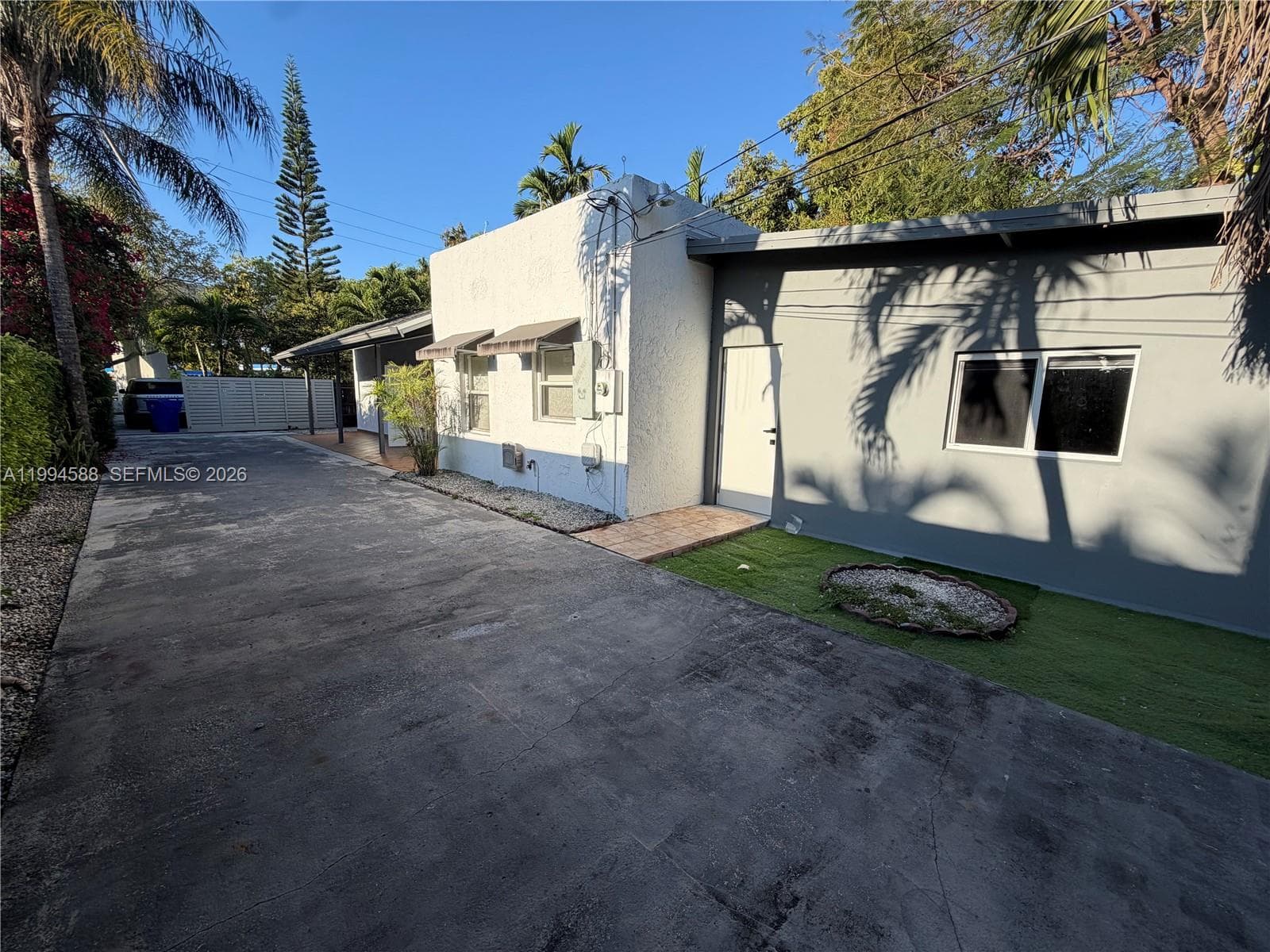 3373 SW 29th Ter, Miami FL 33133 photo 4