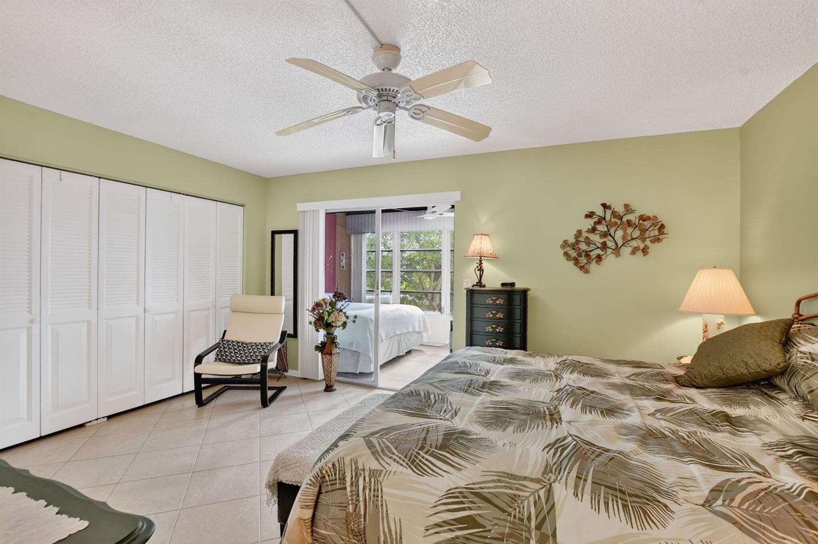 2010 N Farnham N, Deerfield Beach FL 33442 photo 5