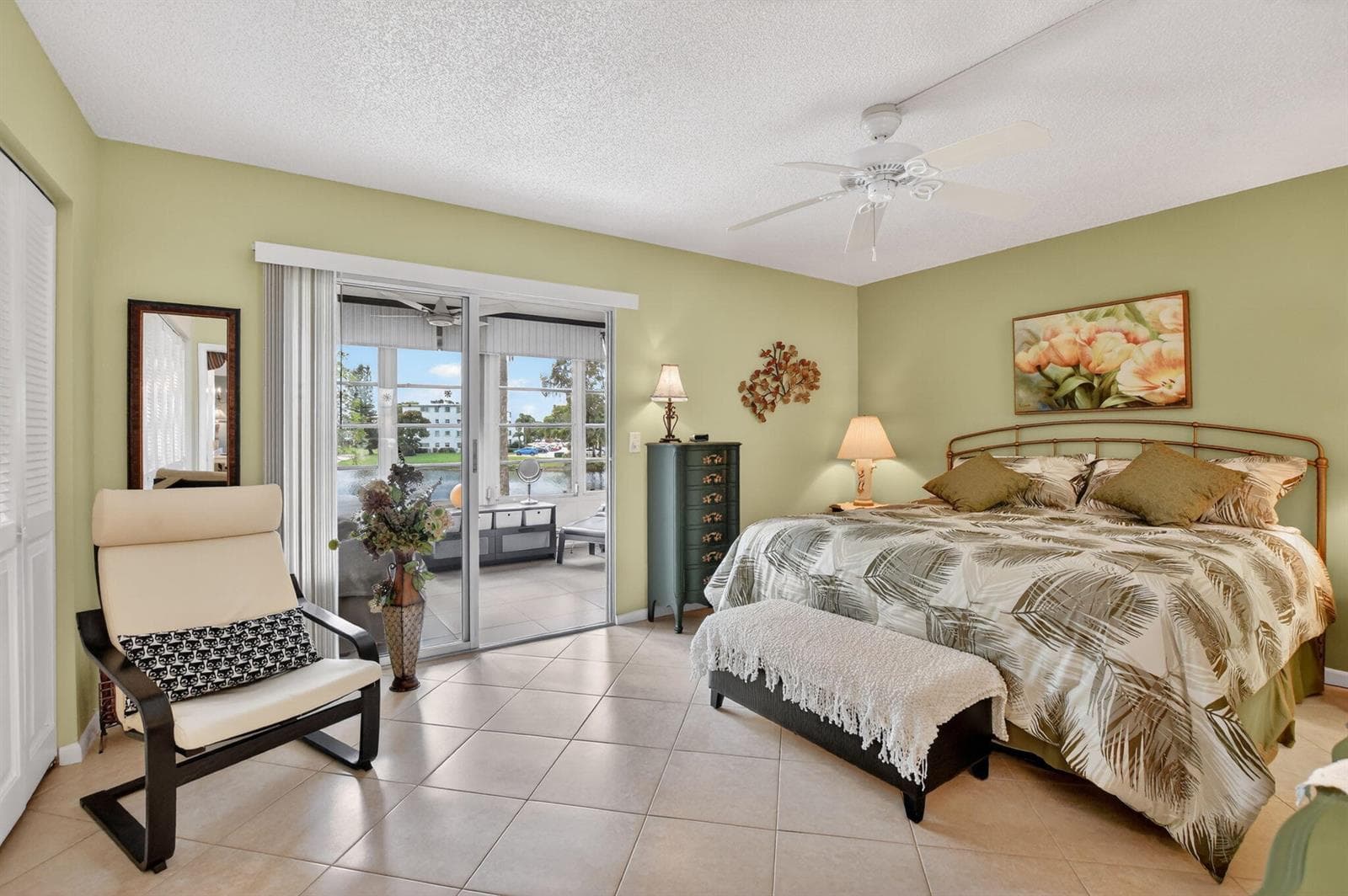 2010 N Farnham N, Deerfield Beach FL 33442 photo 4