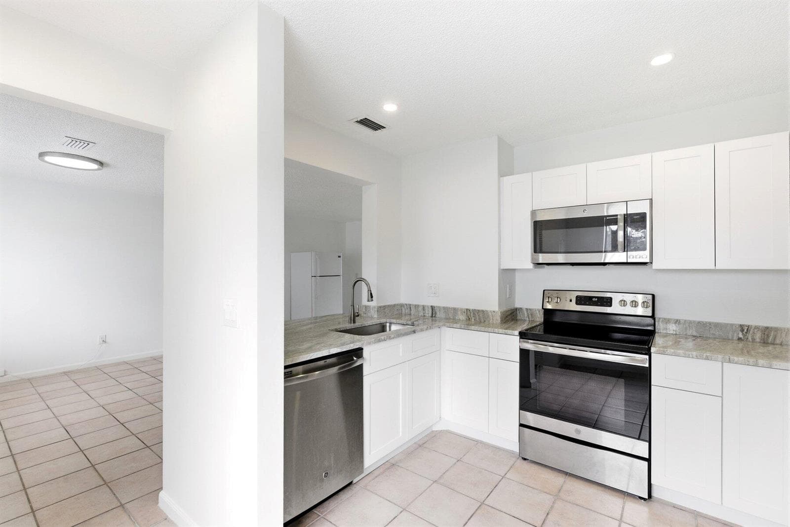 11319 Royal Palm Boulevard # 2, Coral Springs FL 33065 photo 4