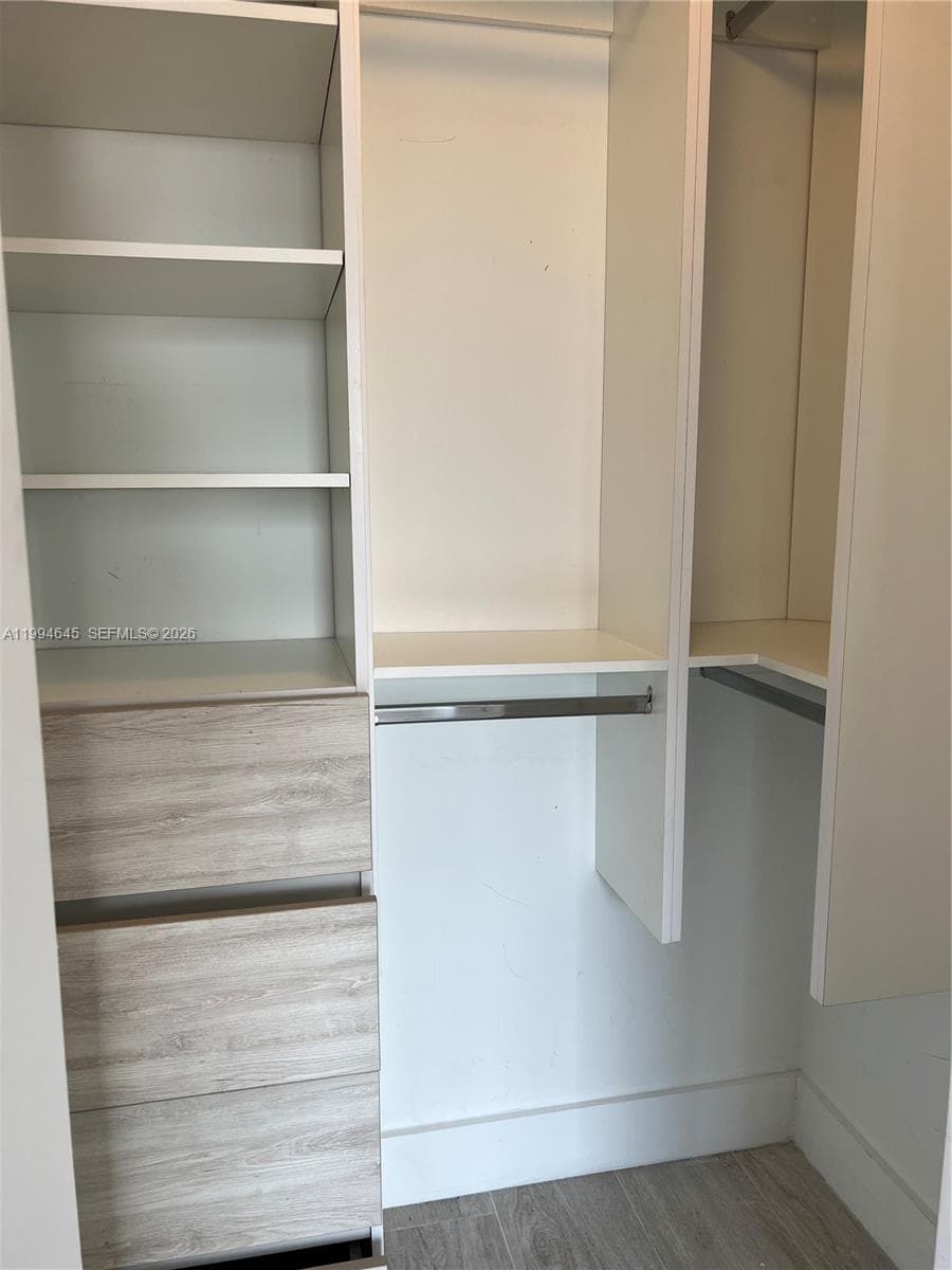 121 NE 34th St # 1207, Miami FL 33137 photo 3