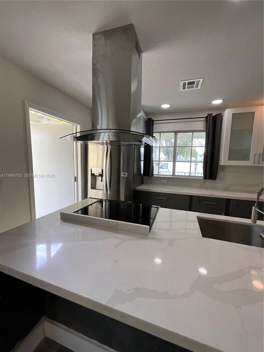 435 NW 19th Ln # 19, Miami FL 33136 photo 4