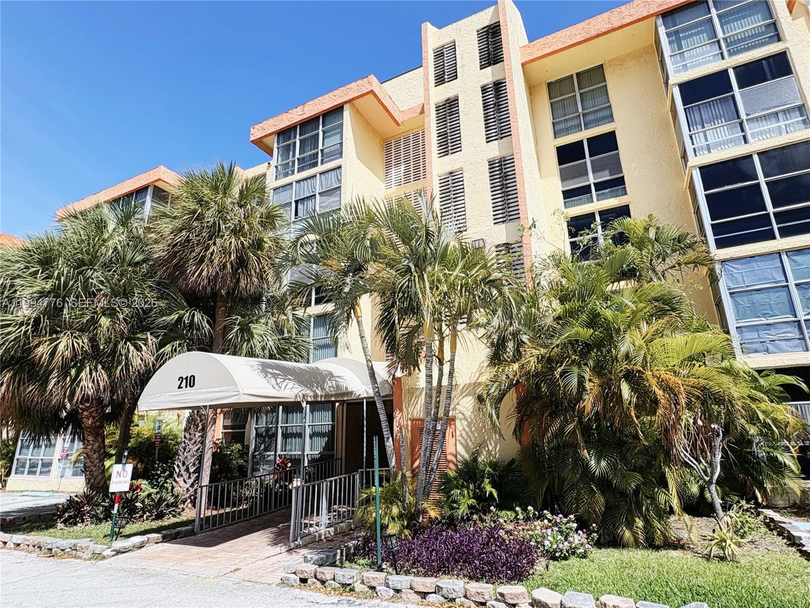 210 172nd St # 333, Sunny Isles Beach FL 33160