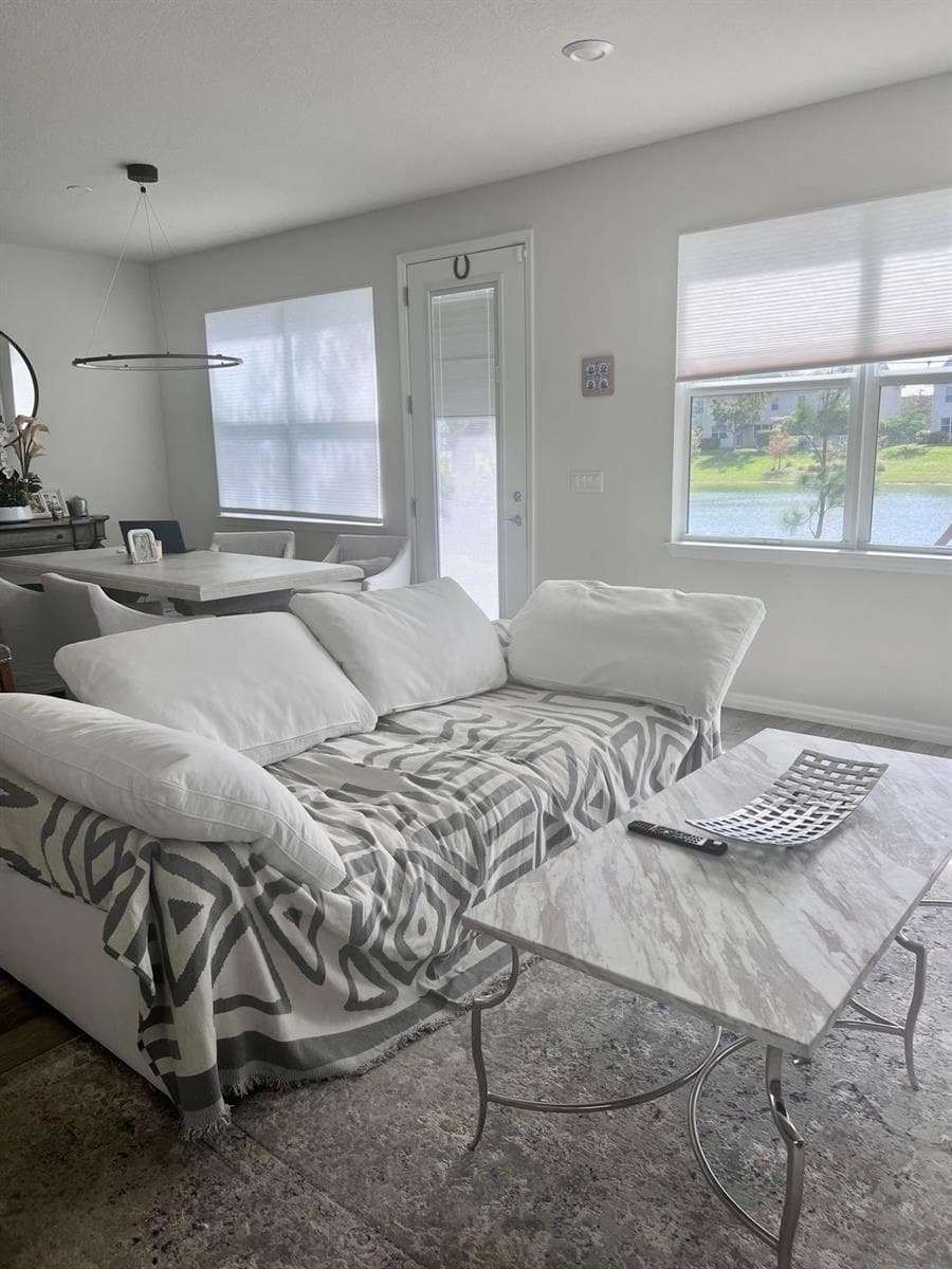 4924 Greenway Drive, Hollywood FL 33021 photo 2