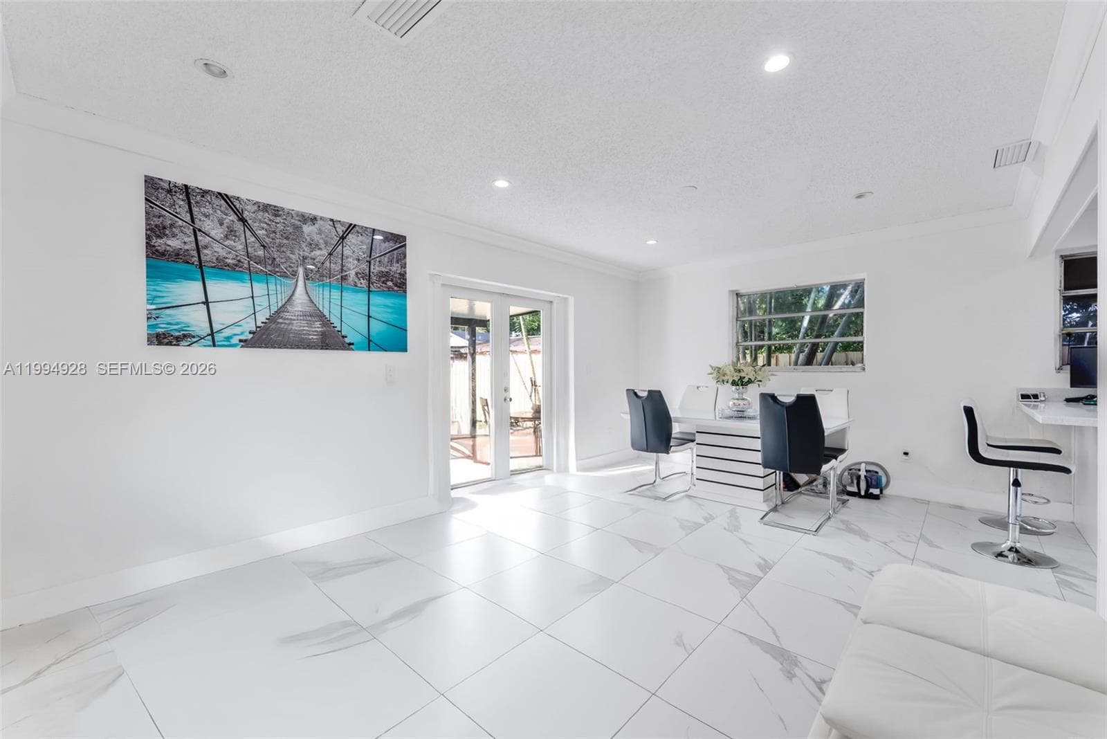 8820 SW 27th St, Miami FL 33165 photo 5