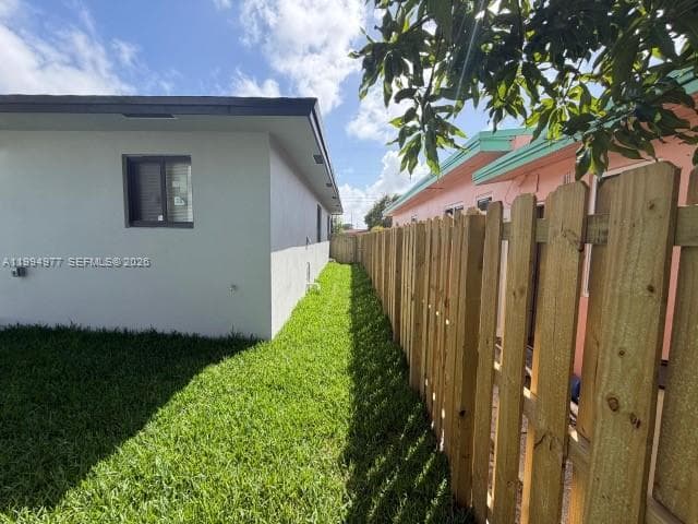 644 NW 6th Ct, Hallandale Beach FL 33009 photo 5