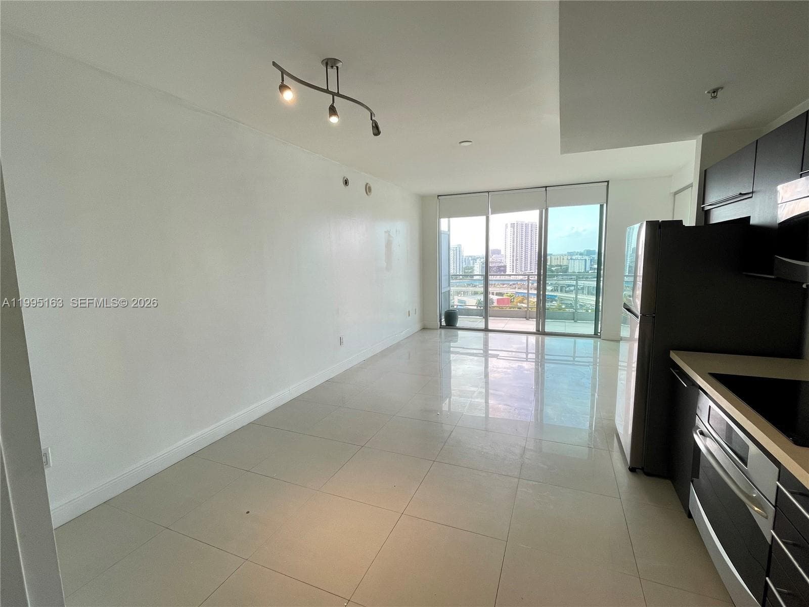90 SW 3RD STREET # 1809, Miami FL 33130 photo 3