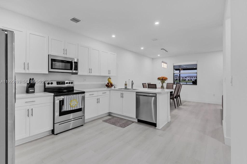 10254 SW 228th Terrace, Miami FL 33190 photo 5