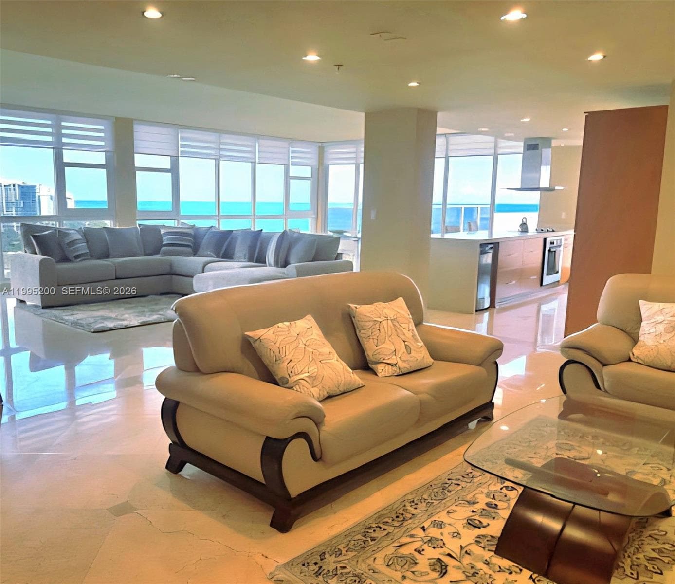 100 Lincoln Rd, Miami Beach FL 33139 photo 2