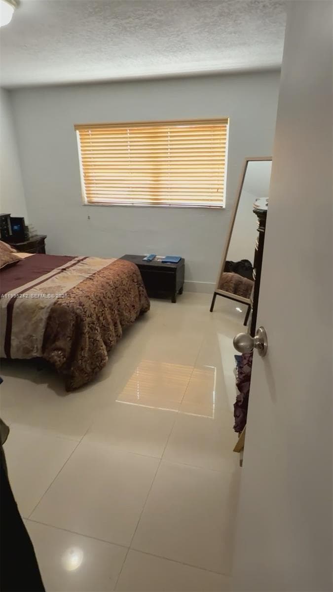 1225 W 35th St # 2A, Hialeah FL 33012