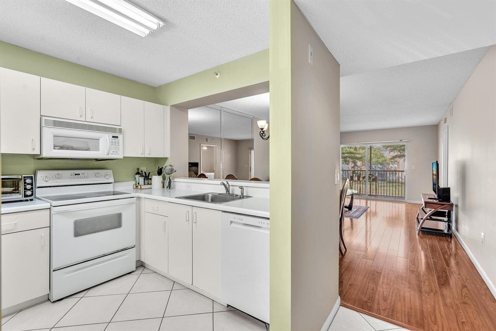 9537 Weldon Circle # I213, Tamarac FL 33321 photo 2