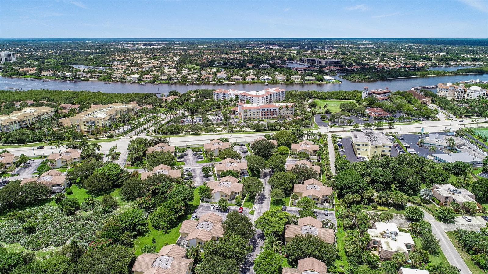 170 Seabreeze Circle, Jupiter FL 33477 photo 5